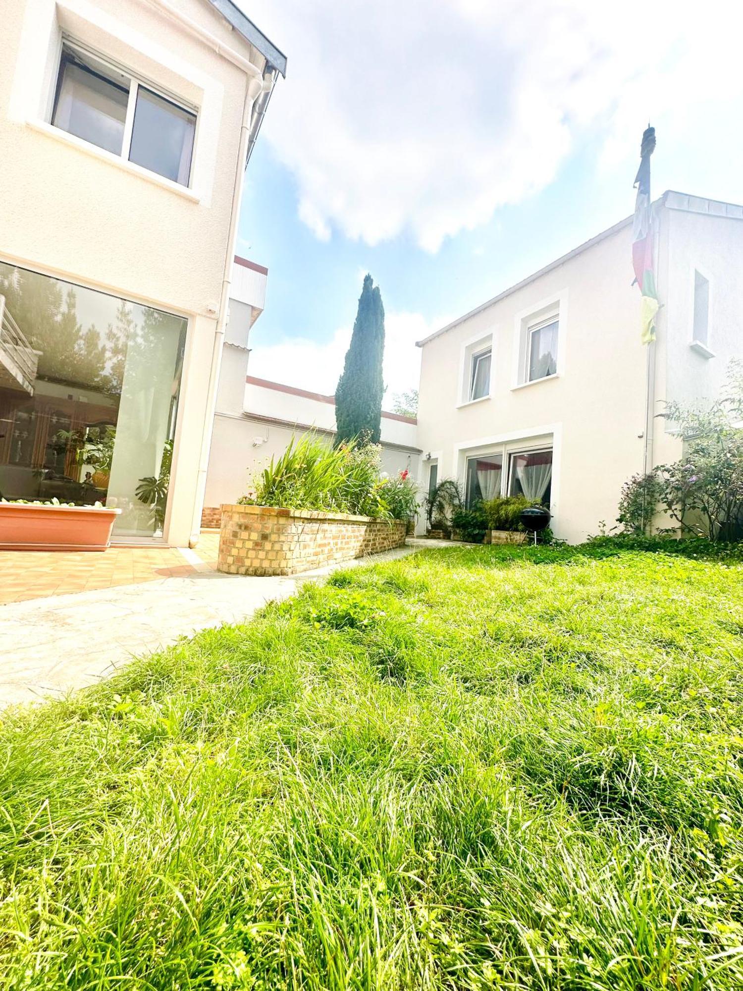 Reims Sherpa Guest House Exterior foto